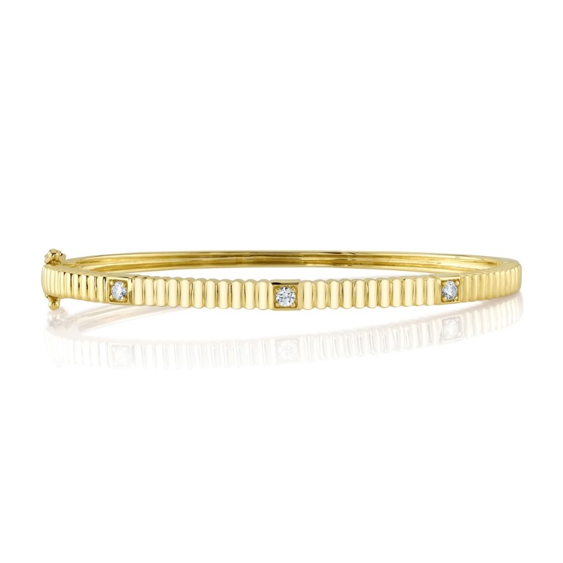 0.16Ct 14K Yellow Gold Diamond Bangle
