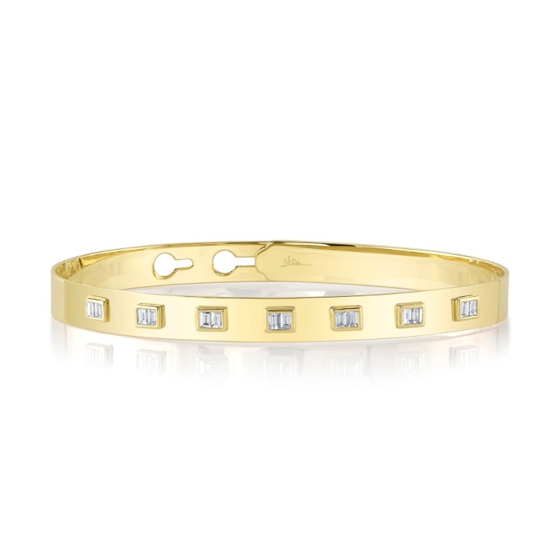 0.46Ct 14K Yellow Gold Diamond Baguette Latch Lock Bangle