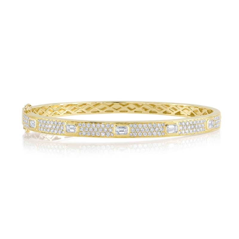 1.80Ct 14K Yellow Gold Diamond Emerald Pave Bangle